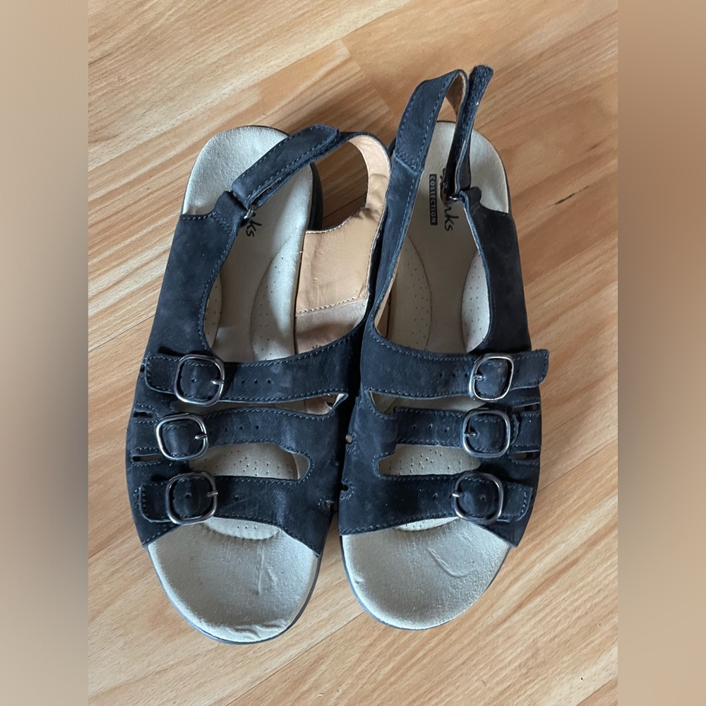 Ladies Clarks Leather Sandals - Sz 8 - Picture 1 of 9